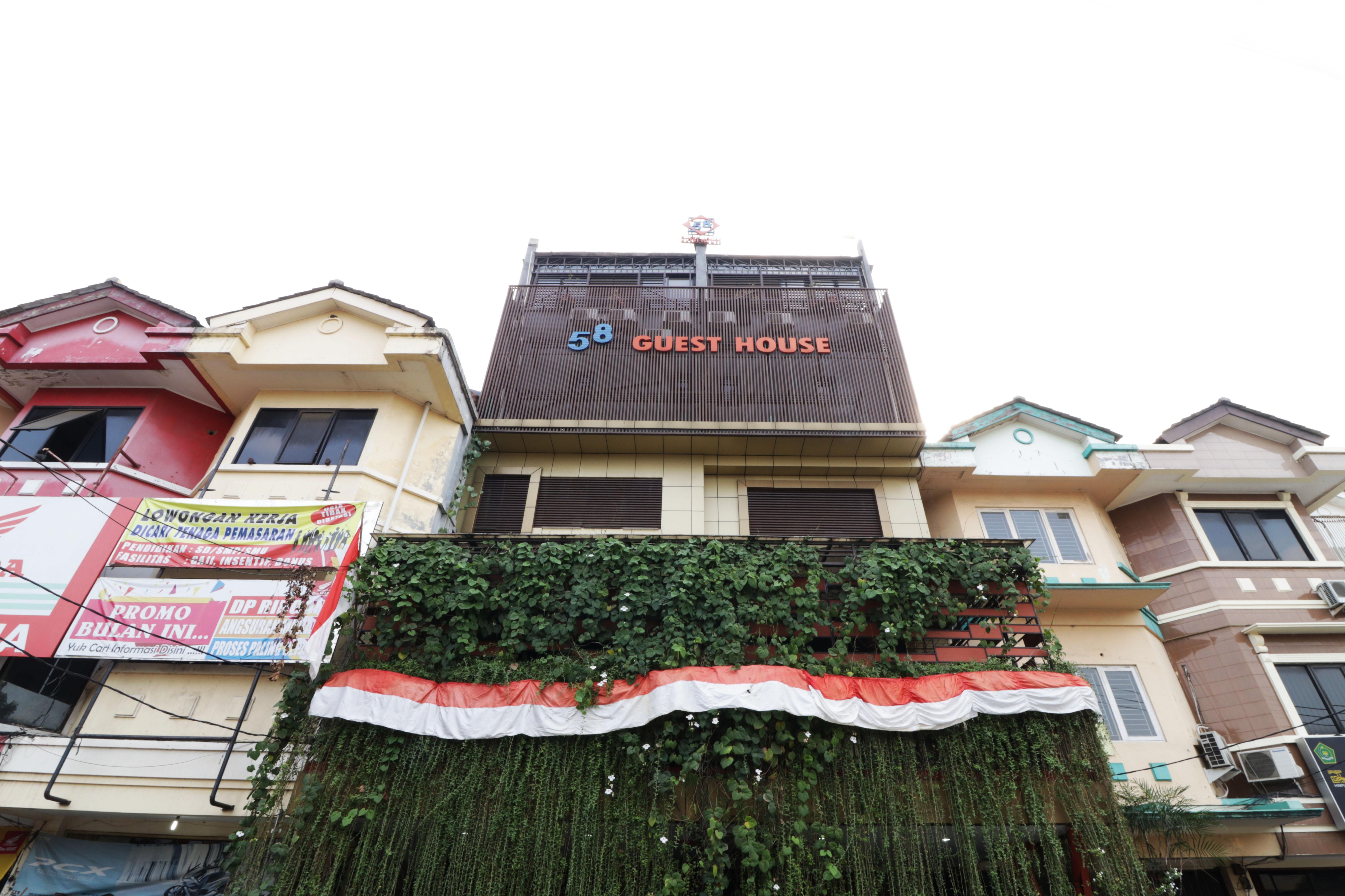 58 Guesthouse Tangerang Pondoklang Esterno foto