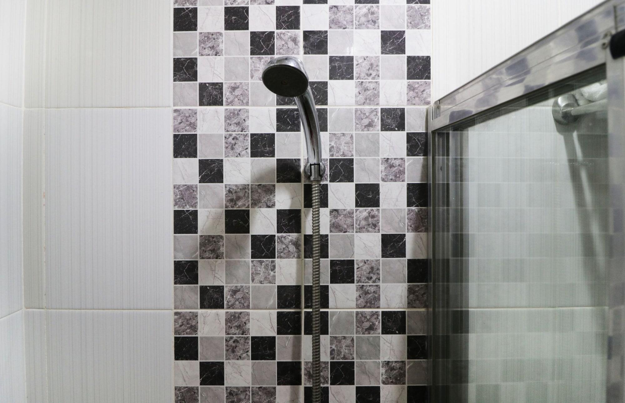 58 Guesthouse Tangerang Pondoklang Esterno foto